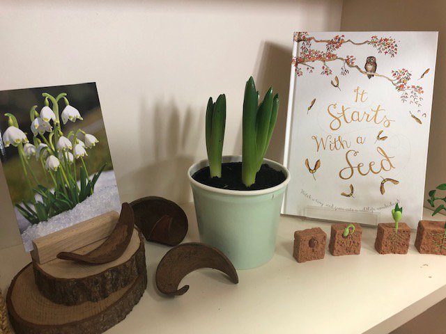 EarlyExcellence's tweet photo. Come along & visit the #EExCentre teams with @AnnaLaceyEEX & @NovaRobEEX
The shops are blooming with resources to inspire learning for Spring & Easter & we have lots of special treats in the cafes!
Call in to #EExLondon or #EExNorth anytime between 9am-5pm, Monday to Friday. https://t.co/XgRBhOVrEg