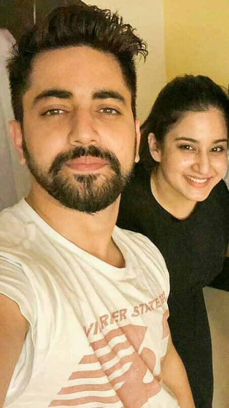 AnuBK6's tweet photo. My AdiZa...  Miss u so much...  Plz come back onscreen together
#WeDemandAdiZaback #AdiZa https://t.co/1wSf0SKqOi