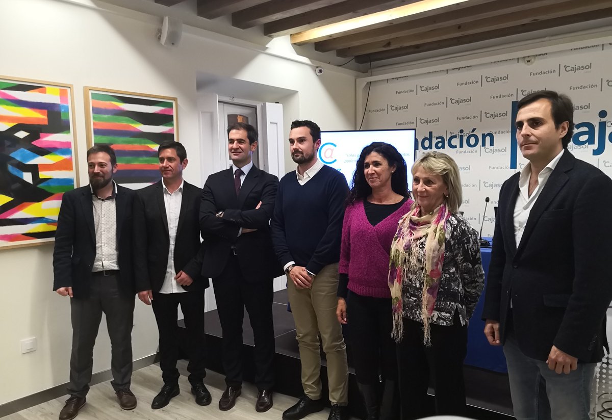 Ayer asistimos a la Asamblea Anual de @CadizAloja, y coloquio sobre Viviendas Turísticas. <a href="/AVVA_Andalucia/">AVVAPRO Andalucía</a>