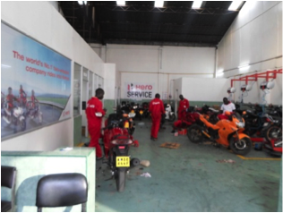 LtdRyce's tweet photo. Well equipped Hero Service Centre that follows regular international standards work flow provided and controlled by Hero Motorcorp India. https://t.co/IGUpgnoK5N