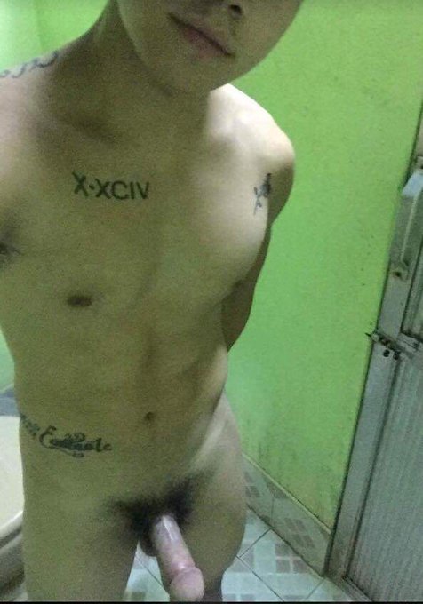 BosoLegit's tweet photo. MAY FREE BOSO ANG MGA MAG RERETWEET 😊 https://t.co/1UqPpbxD2R