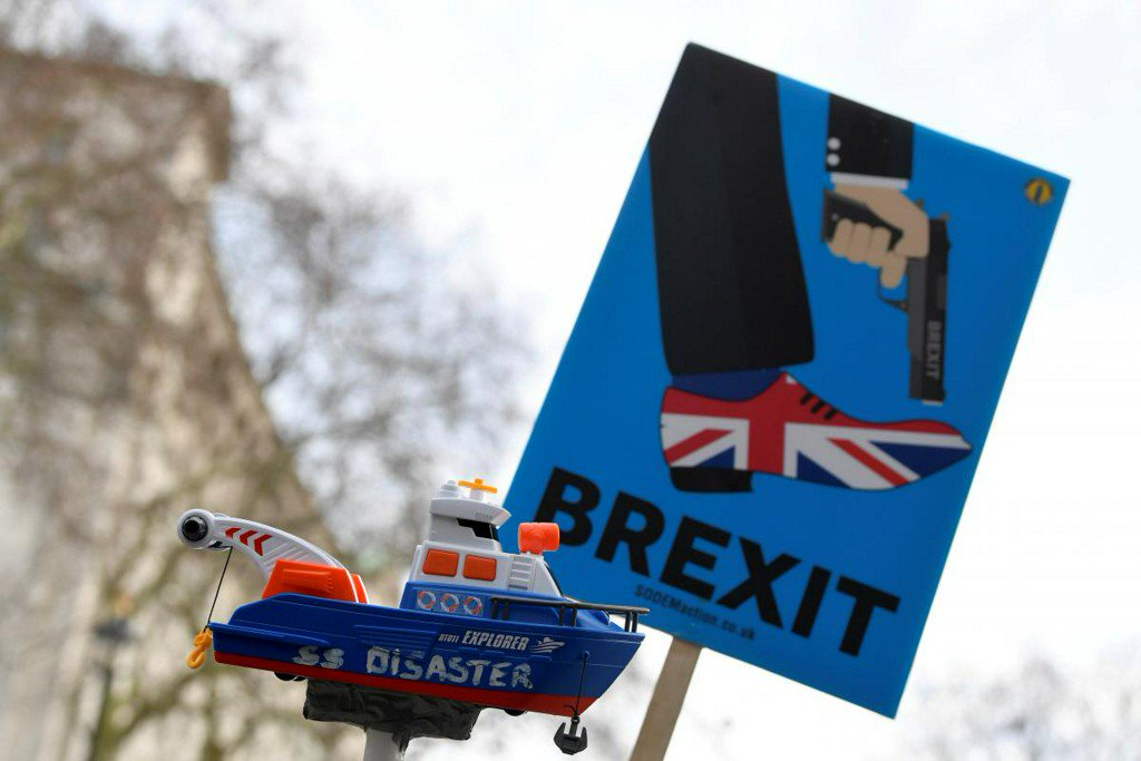 Reuters's tweet photo. Three Conservatives quit party in protest at "disastrous Brexit" https://t.co/ctA7j9NniF https://t.co/xcw8U9OB91