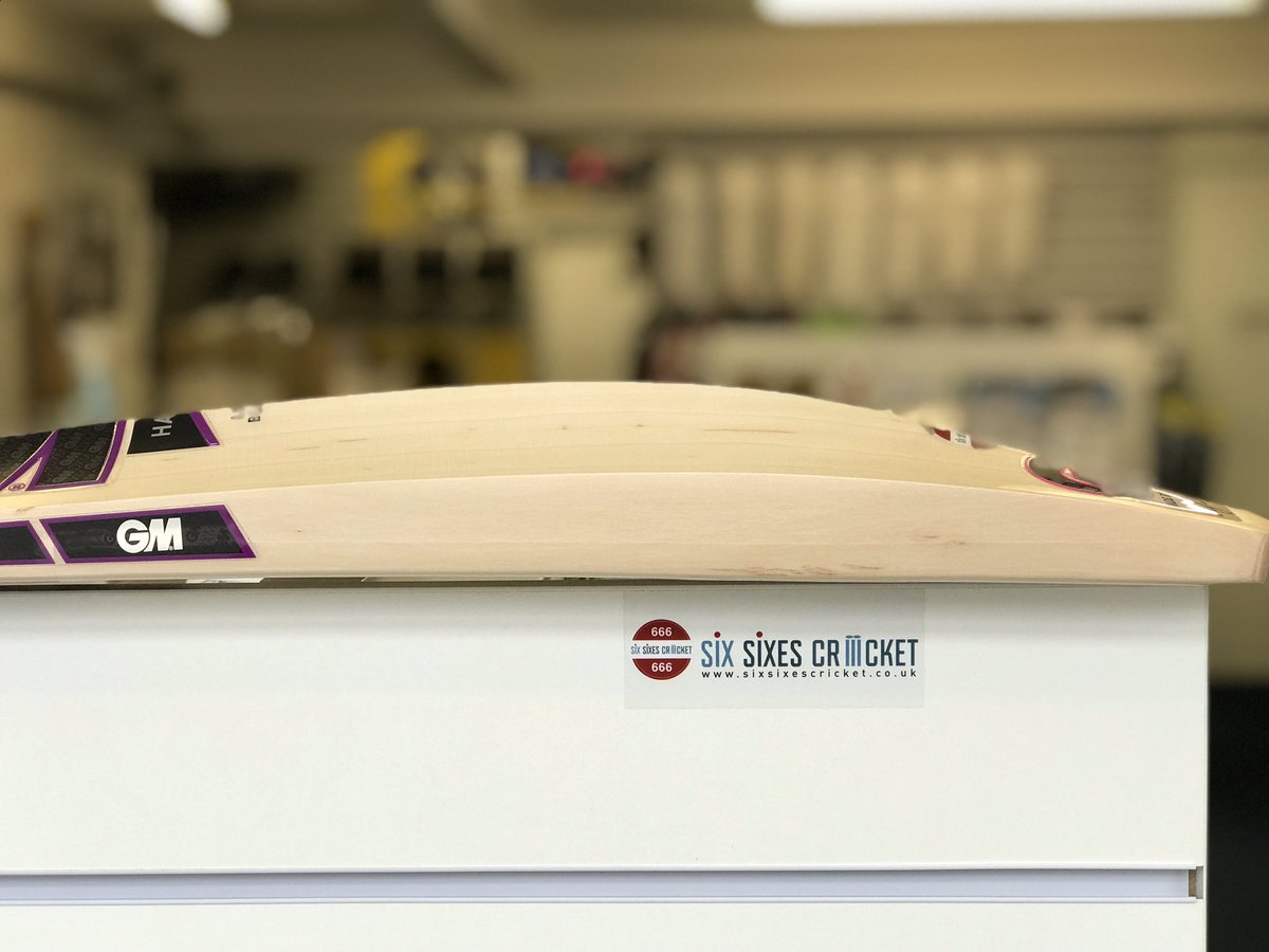 SixSixesCricket's tweet photo. We have some really light @GMCricket & @graynics Sh bats in at the moment, all under 2-8 ๐ , with one Gm haze at 2-6 3/4!! #lightbats #gm #gn #haze #powerbow6x #shockwave #sixsixescricket #shoplocal #hanham #bristol https://t.co/G6J7jzKuGD