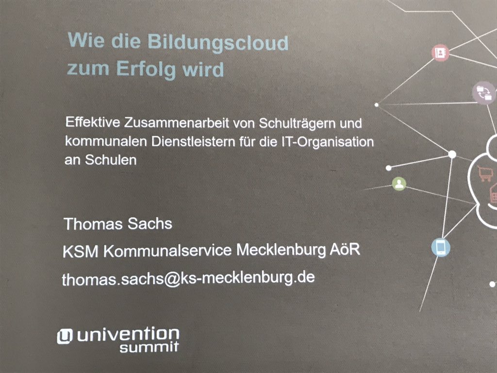 michelsmidt's tweet photo. Jetzt noch schnell “Wie die Bildungscloud zum Erfolg wird – Wie Schulträger und kommunale Dienstleister die Strategie Bildung in der digitalen Welt umsetzen”, Congress Centrum Nord, Konferenzraum J @itslearning_de @UCSatschool https://t.co/LHfBZ50Ak7