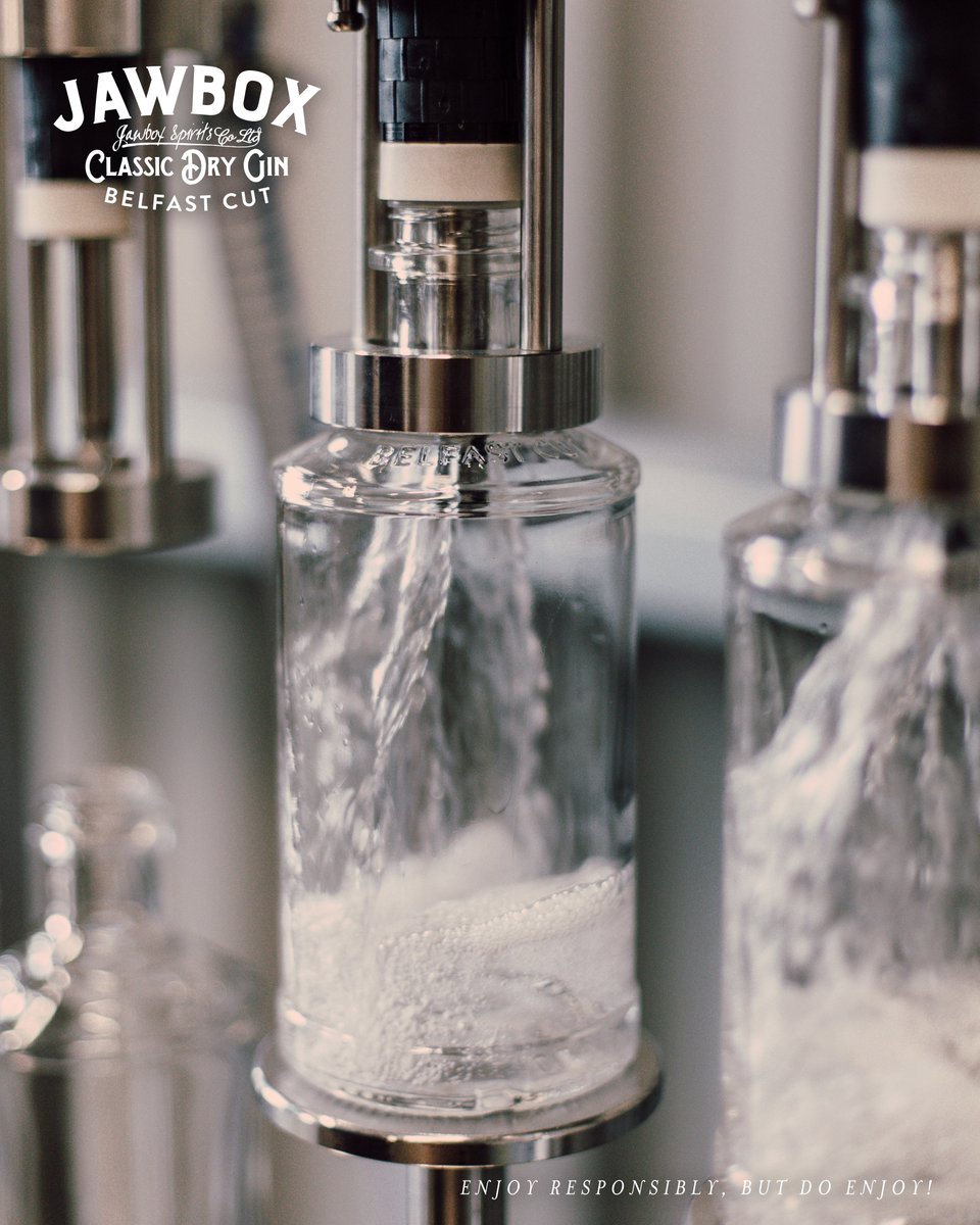 JawboxGin's tweet photo. This is the end of the line for our classic dry gin, each step up until here has been fine-tuned and carefully crafted to make Jawbox a gin like no other...
#JawdropinglyRefreshing https://t.co/ioQvazsBNA