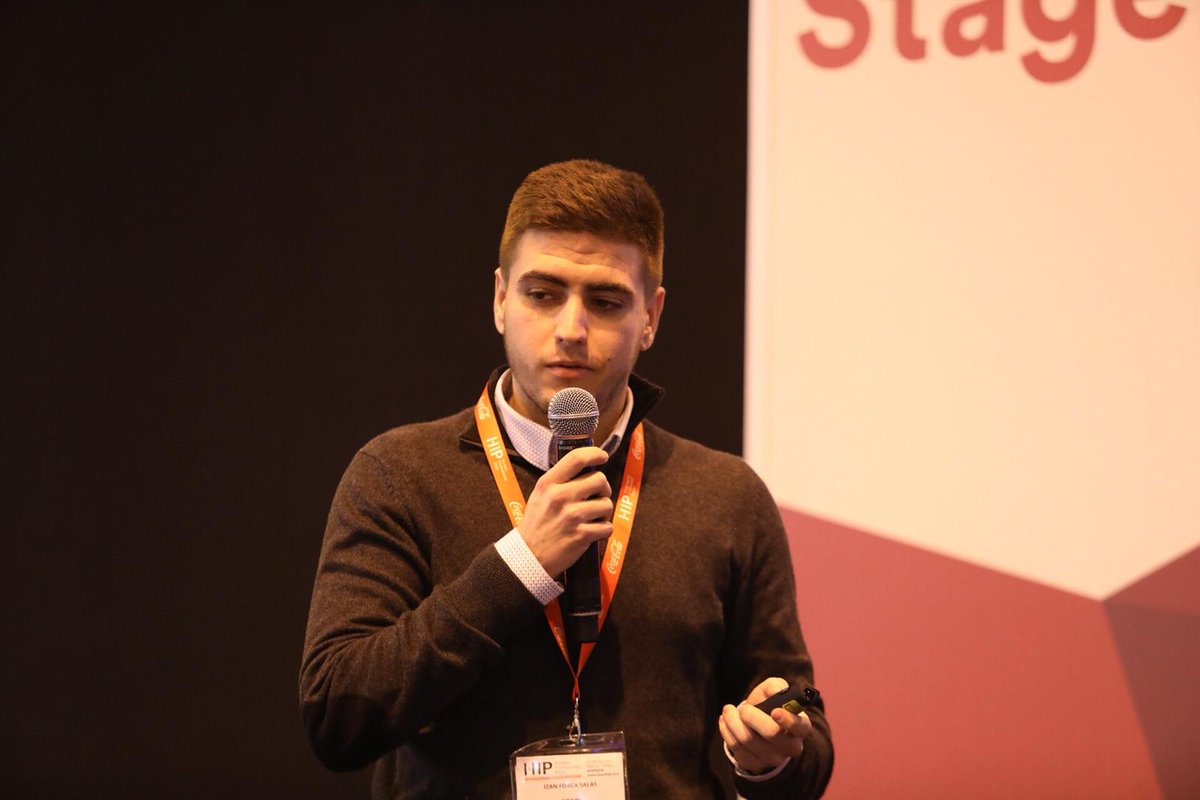 bculinary's tweet photo. Continúa los Startup Pitches de Digital Gastronomy &amp; Hospitality Startup Forum en @expohip #HIP2019 con @we_orain la plataforma que permite una comunicación dinámica e intuitiva entre personas y máquinas. https://t.co/52P5MymQI6