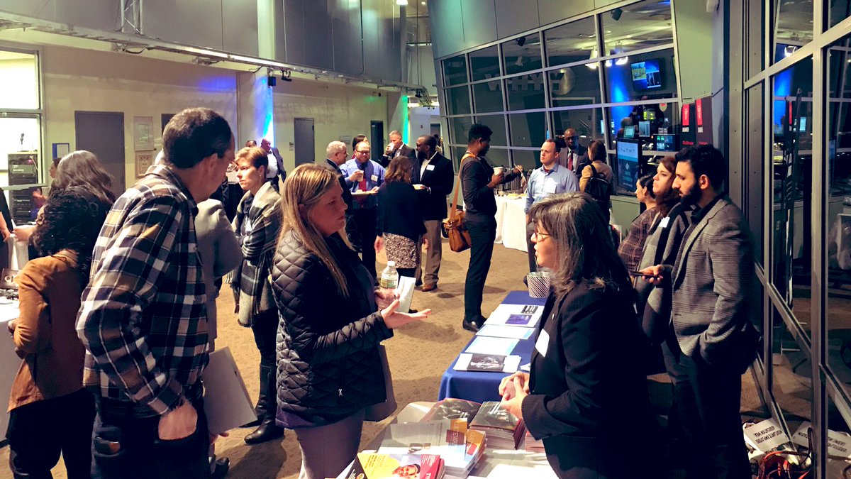 RideECO's tweet photo. Today’s forecasted ❄️ didn’t stop the @ChamberPHL Bridging the Gap event from going on as scheduled at @whyy. Be sure to visit the @RideECO table to learn how employers can exceed their #recruitment goals by offering a #commuterbenefit. #GoodBizPHL #SavewithRideECO https://t.co/poFhmIjVq1