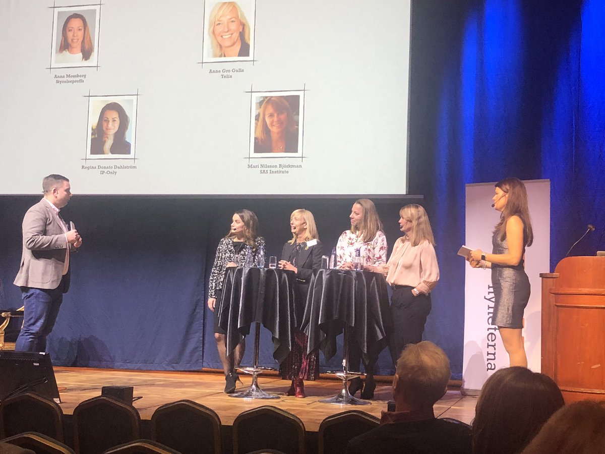 Girlpower på #Telekomgalan där <a href="/TeliaSverige/">Telia Sverige</a> har fantastiska <a href="/annegrogulla/">Anne Gro Gulla</a> på scen. Spännande dialog om vad vi ska hålla koll på 2019. <a href="/reginadonato/">Regina D Dahlström</a> Anna Mossberg Maria Nilsson Björkman Mats Sjödin <a href="/KajsaFrisell/">Kajsa Frisell</a>