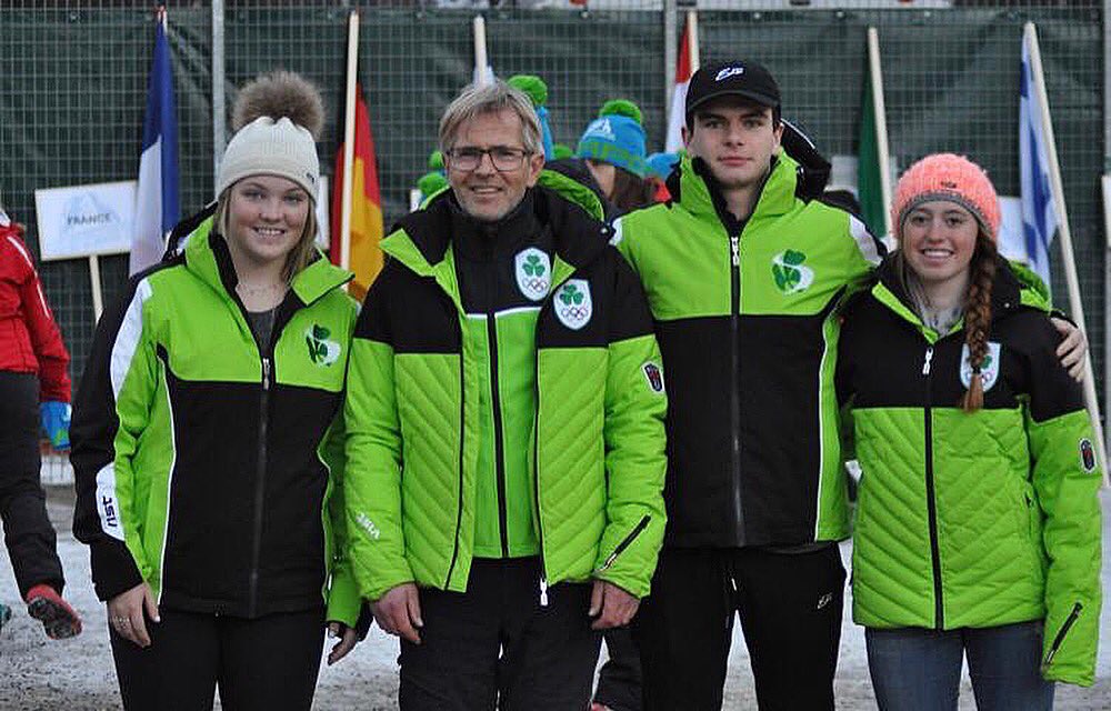 Hello #teamireland (l to r) Emma Austin, Alain Untergassmair <a href="/garrethreilly/">garreth reilly</a> <a href="/elleemmurphy/">Elle Murphy</a> who compete <a href="/valdifassa2019/">Val di Fassa 2019</a> #jwc this week. The big question, where is @giorgioskicortina hiding 😁 @team_ireland_olympic <a href="/sportireland/">Sport Ireland</a> Big thanks Vist Italia for sorting our team kit 👍
