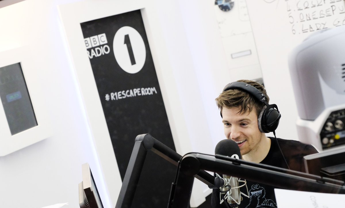 After nearly 30 hours you helped set @GregJames free from the #R1EscapeRoom π
But obviously there were plenty of questions still left to answer...
Was it a fix? How long has it been planned? Everything you need to know is here πhttps://bbc.in/2DV7gr4Β