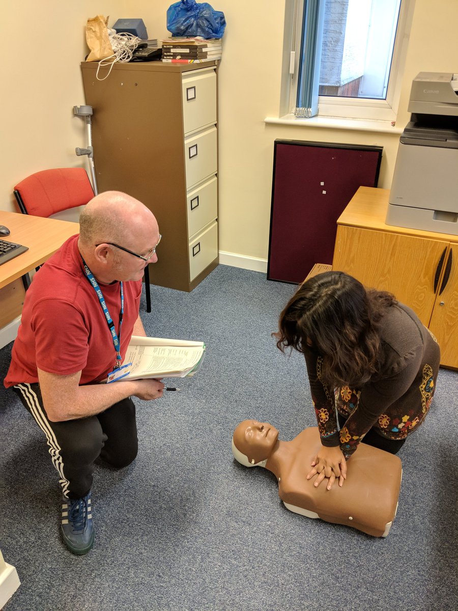 kassi_nair's tweet photo. Christopher @sam25ash @SewReyMe using new assessing skills, BLS in our community office setting #clsmht @LancashireCare https://t.co/BB8ouZoDyz