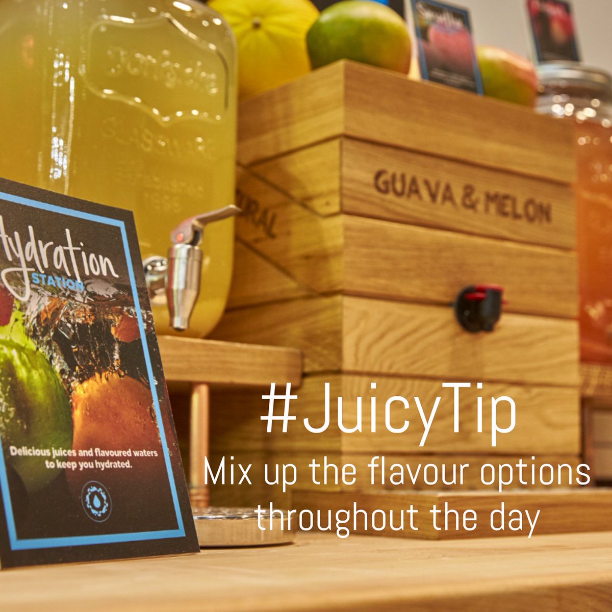OrankaUK's tweet photo. Take a Juicy Tip from us: Mix up the flavour options through-out the day. Orange and Cloudy Apple for breakfast, then change one option for a smoothie at lunch. Simple! #breakfastservice #concept #orange #juice #oranka #juicecube #readytodrink #hospitality #hotel https://t.co/r4WIr2Uodi