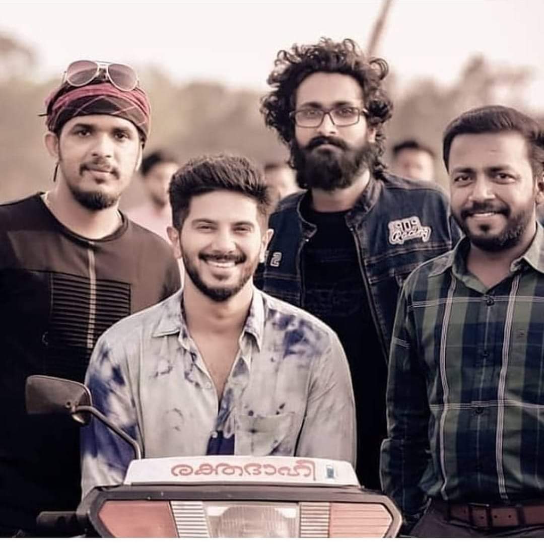 #OruYamandanPremakadha 
#Aprilrelease 

@dulQuer