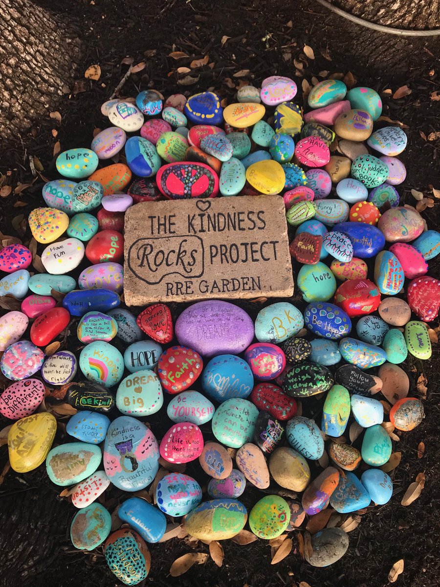 kelliepeden tweet media