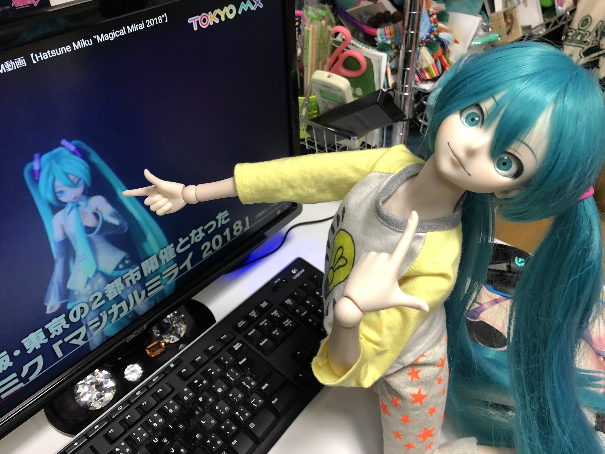 creepy hatsune miku doll