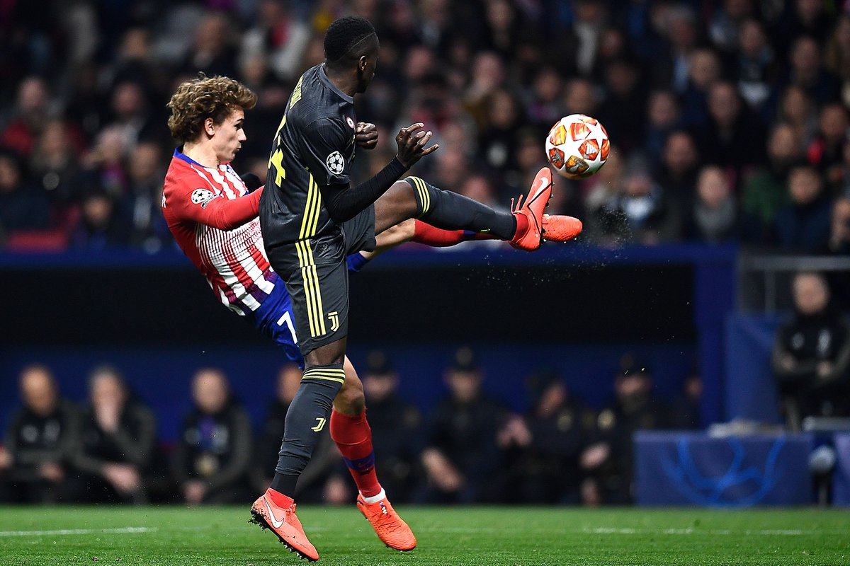 #LdC Duel de champions du monde ce soir à Madrid.
@MATUIDIBlaise @AntoGriezmann @equipedefrance 🇫🇷