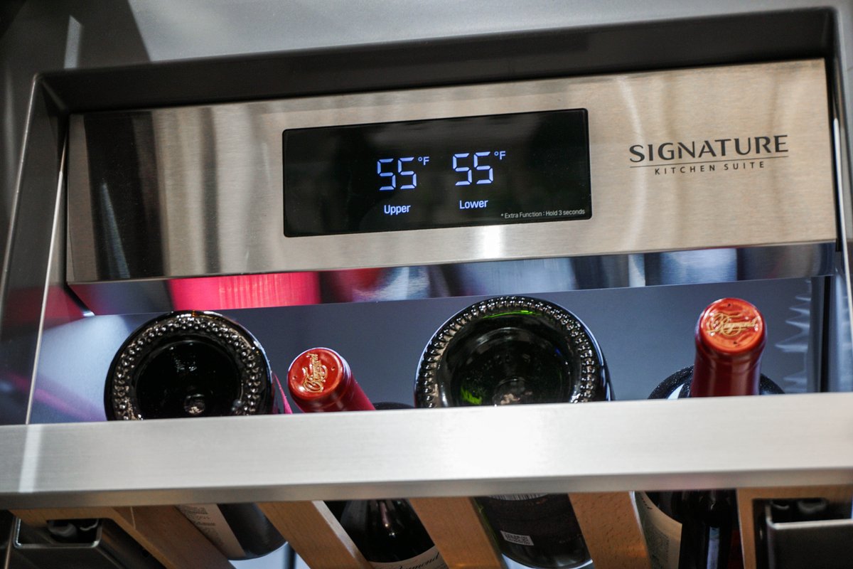 SKSappliances's tweet image. Introducing our new Integrated Column Wine Refrigerator Series. Come see the advanced 24" and 18" wine refrigerators at #KBIS booth C5907. bit.ly/2tvUUkb #SKSappliances #KBIS2019