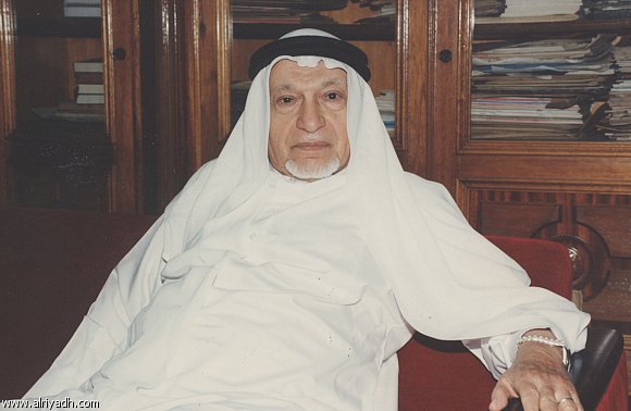 Isma3eell's tweet photo. المؤرخ والاديب محمد علي مغربي الذي
(ولد في جدة اواخر العهد العثماني عام 1333هـ وعاش في العهدين الهاشمي والسعودي وتوفي عام 1417هـ)يقول في كتابه "ملامح الحياة الاجتماعية في الحجاز"
 في اواخر الاربعينات واوائل الخمسينات ظهرت لاول مره لعبة كرة القدم في جدة.. وكان اولها فريق الاتحاد👇 https://t.co/bzNGEvsERk
