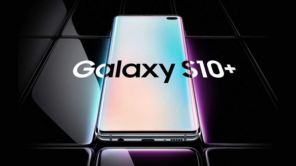 SamsungCanada's tweet photo. Introducing #GalaxyS10. The next generation Galaxy has arrived. https://t.co/xAHTD06kRd https://t.co/3wqCls0lxn