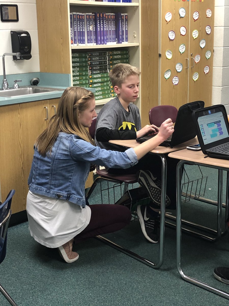 Thanks to <a href="/mathwithmrslew/">Kayla Lewandowski</a> for inviting me in to see her try a new instructional strategy in her classroom w/ <a href="/GoogleForEdu/">Google for Education</a> . Working outside of your comfort zone and taking risks fosters growth. #hbms #beardsleypride