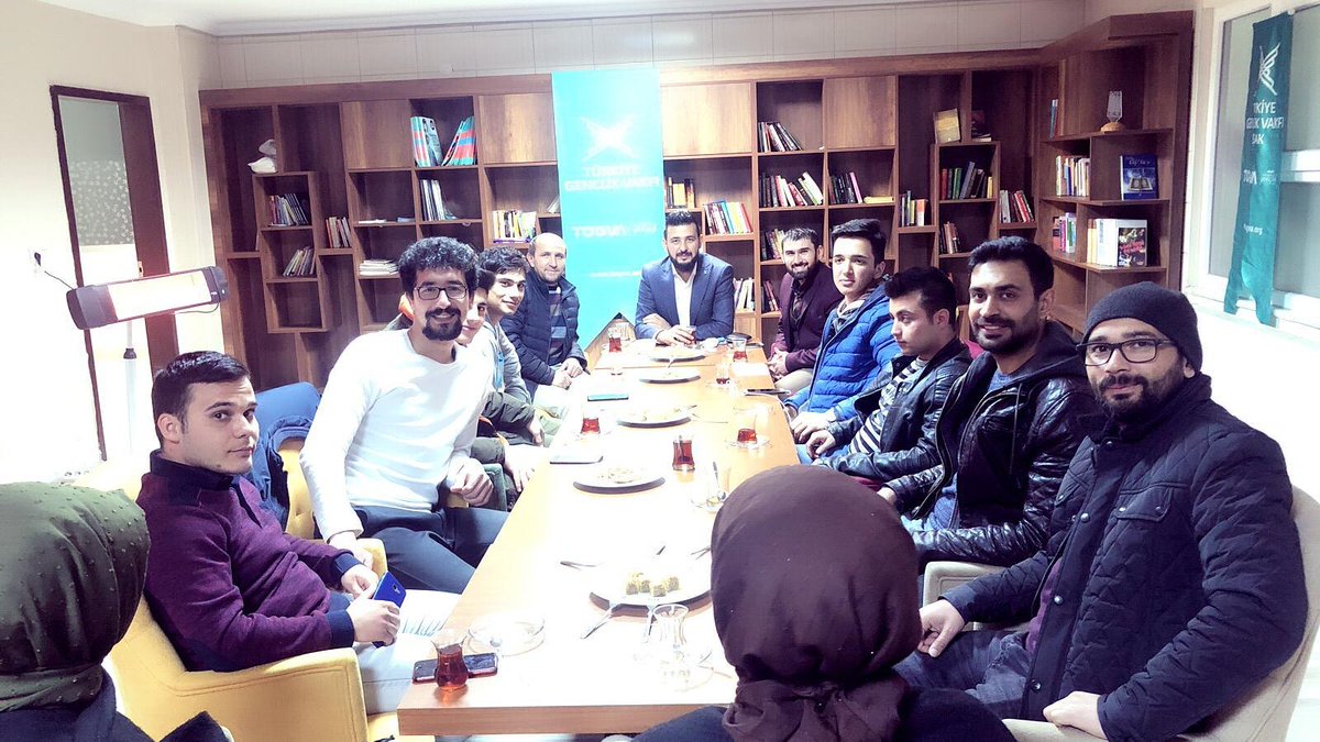 Haftalık toplantımızı temsilcilerimizle birlikte gerçekleştirdik. 
#tugva
#tugvaesme