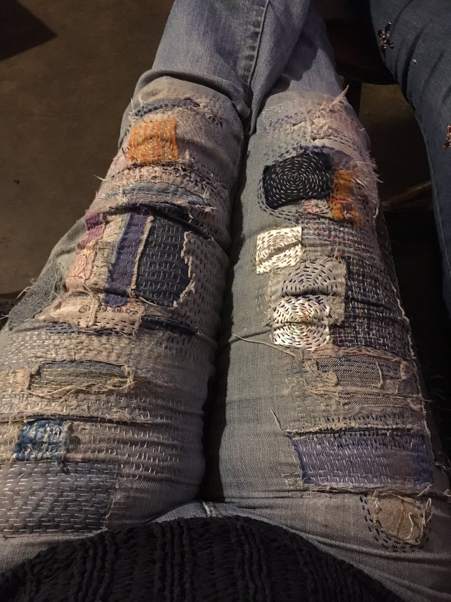 dianapartist's tweet image. Evening all on #handmadehour hope you’re having a good week   I’ve been busy #repairing and #reworking #preloved clothing. I’m helping to slow down fashion consumption