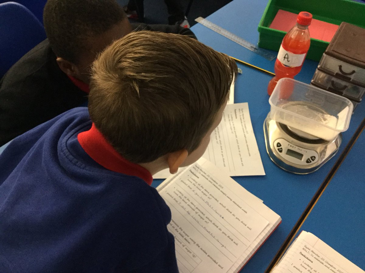 HTPSMrsHawoldar's tweet photo. Today Dosbarth Tresaith have been finding out how much sugar is in some of their favourite drinks. Lots of us have decided to stick to water! @HTPSchool #htpshealthyliving #htpsscience https://t.co/IlnSWoCKvj