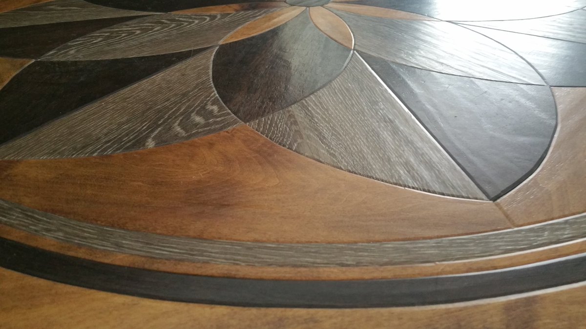 karndeanfitter's tweet photo. @karndeanUSA #ArtSelect #ToastedMaple w/ 3mm Russet #designstrips. #Medallion is handcut & re-beveled
Customer is happy! #DesignFlooringIsOurPassion #InstallFlooringDifferently #karndean #designflooring #karndeandesignflooring #lvt https://t.co/Ep7GPZ2QRK