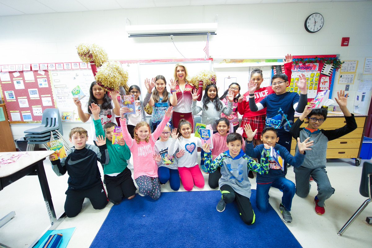 b_daisley's tweet photo. Arcola had some special visitors on Valentine's Day! 🏈❤️ Thank you to @RedskinsCR for coming out &amp; making this day so special for our students!  They loved the story, the valentines, and having the chance to meet the cheerleaders! 🙂 PC:  Garrett M. Campbell  @arcola_dragons https://t.co/IsOl9I4xds
