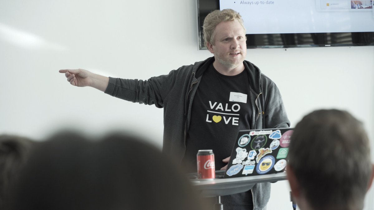 GIS_AG_'s tweet photo. Spreading the ValoLove! Great event with you all yesterday. Thanks for sharing your stories with us, the use case discussions with #valoviking @knutrelbemoe and talks about the digital workplace of the future. #valointranet #novacapta #timetoact https://t.co/PohXG2TBRe