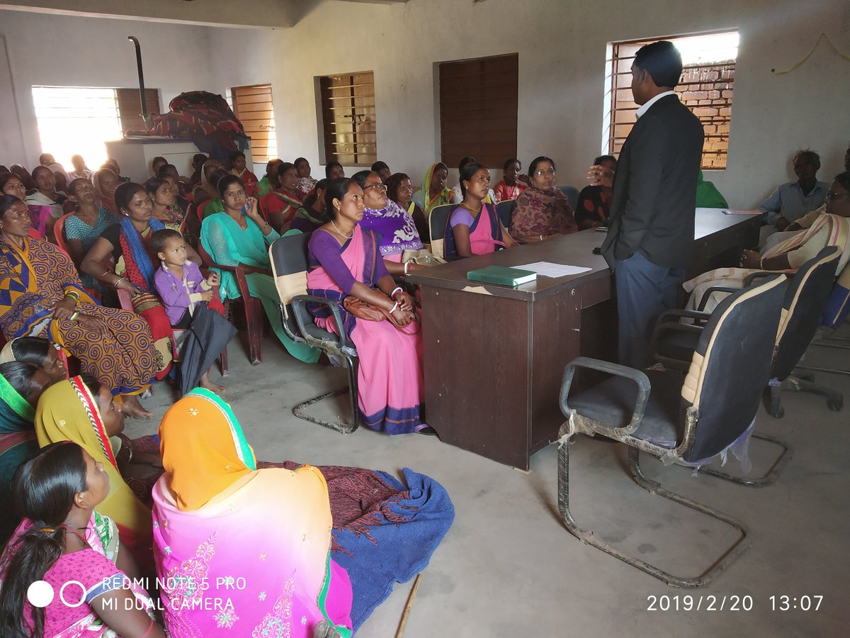 BokaroIprd's tweet photo. 20 जन कल्याणकारी योजनाओं की जानकारी देकर ग्रामीणों को योजना का लाभ लेने के लिए जागरूक किया गया ‘‘ मुख्यमंत्री जन संवाद की राज्य स्तरीय जन जागरूकता कार्यक्रम के तहत चास प्रखण्ड के नरकेरा पुनर्वास पंचायत के  पंचायत भवन में 92 ग्रामीणों की उप���्तिथि मे https://t.co/Xt5Cpbztvv