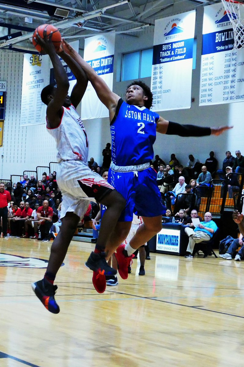 NANNPHOTO51's tweet photo. NJ HS boys basketball ECT semis Eastside vs SHP photos and digital at https://t.co/ex6QCy9kKN  #njhoops #NJHoopsHaven #njboysbasketball #EssexSportsNJ #DaSideBball #SHP_Athletics #EastsideHS #SetonHallPrephs #Devils_Fan1978 https://t.co/Mubs6041cE
