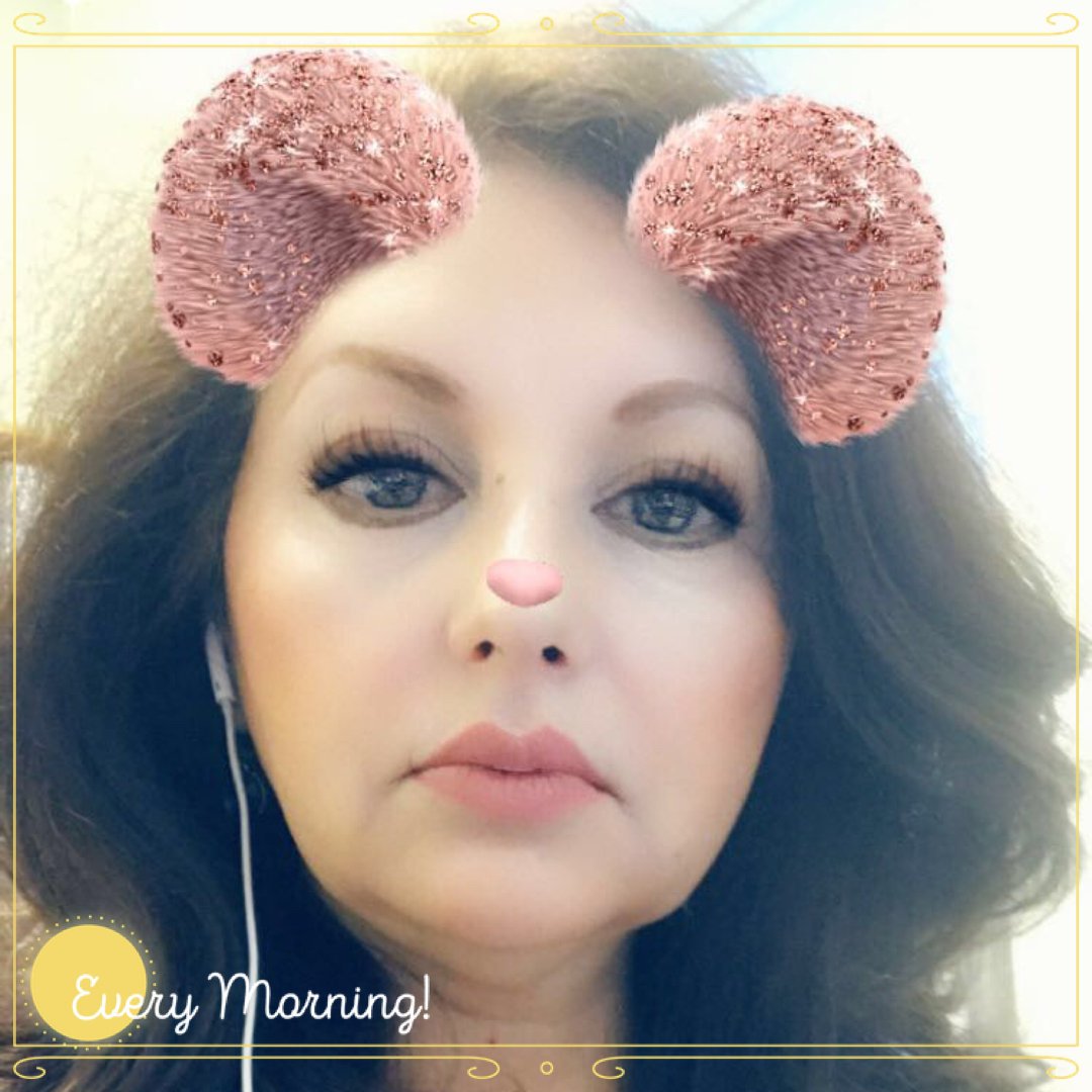 ESSerendipity's tweet photo. Love my L’Oréal concealer true match, I apply it over my homemade face cream every morning, it looks so natural, it’s super blend able, I buy like three shades, light medium neutral, light medium cool and medium warm, I love them! https://t.co/RuuPZS184P