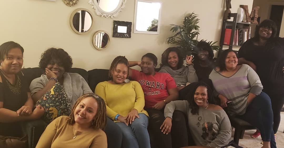 BookTiniHR's tweet photo. 💜 💙January 2019 Drinks and Discussion! 📚 An American Marriage by @tayari with 🍸Apple Pie Martinis! 
#botm #winterreadinglist #latepost #tayariJones https://t.co/E28fHXRPw9