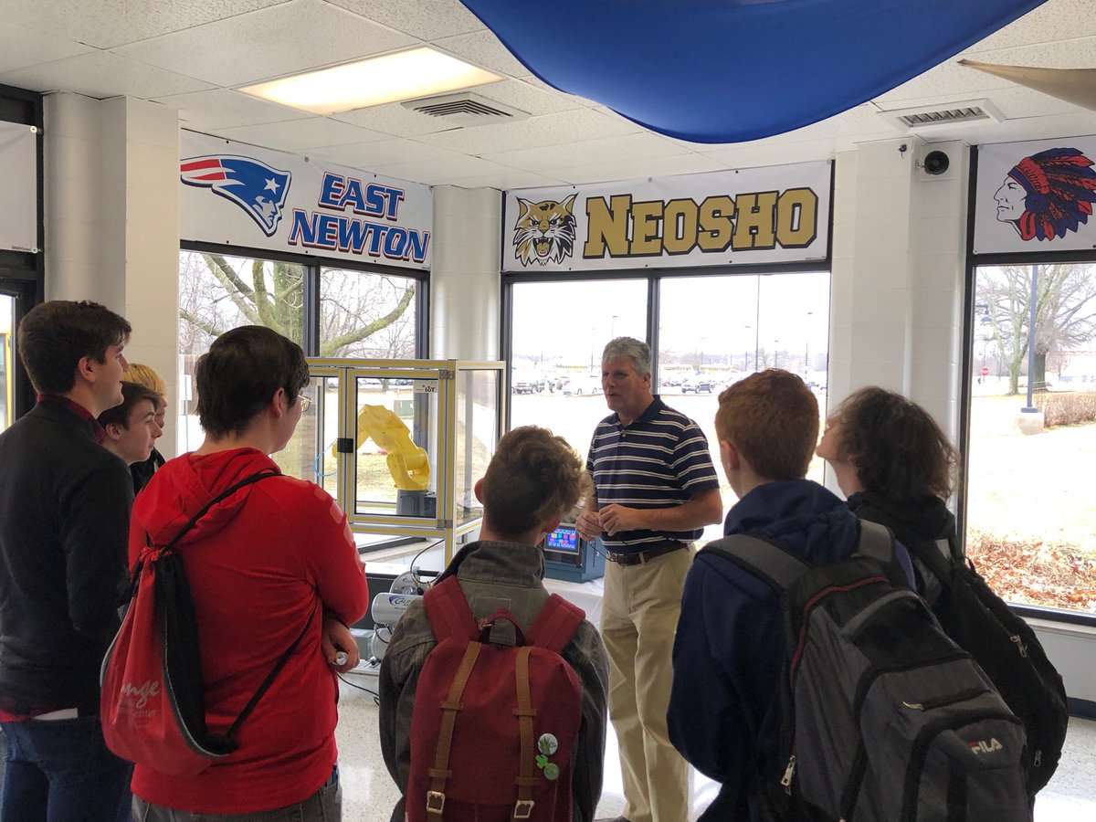 Students learning about careers in AMT #ccengday