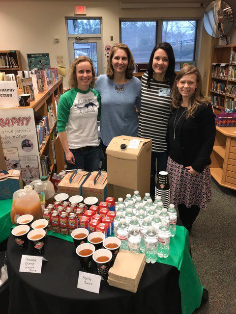 AlstonRidgePTA's tweet photo. Teachers and staff were so excited this morning to celebrate the announcement of our new and already beloved principal MR. SCHUTTE!
A huge thanks to Sheetz for very generously donating a breakfast feast! https://t.co/lRCwzxspyu