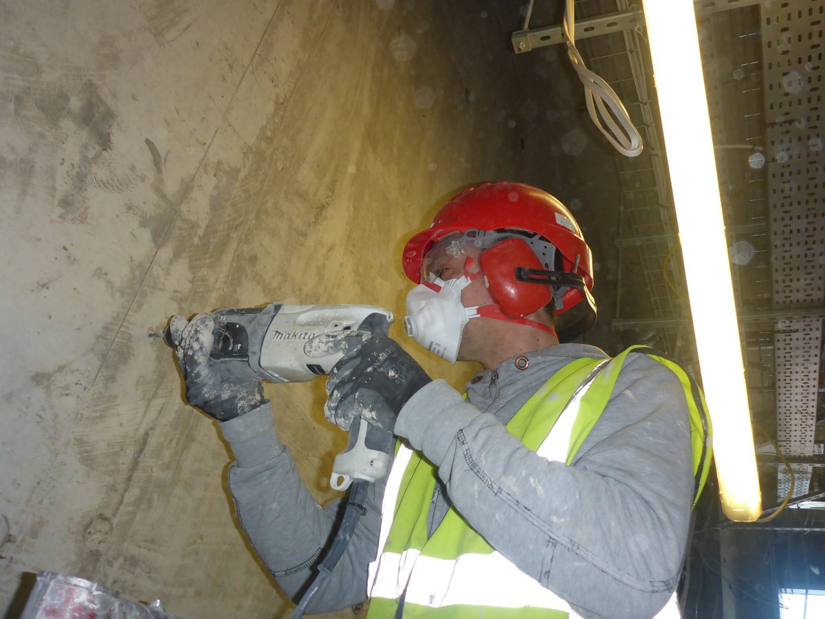 LCIconstruct's tweet image. Heath &amp;amp; Safety always comes first