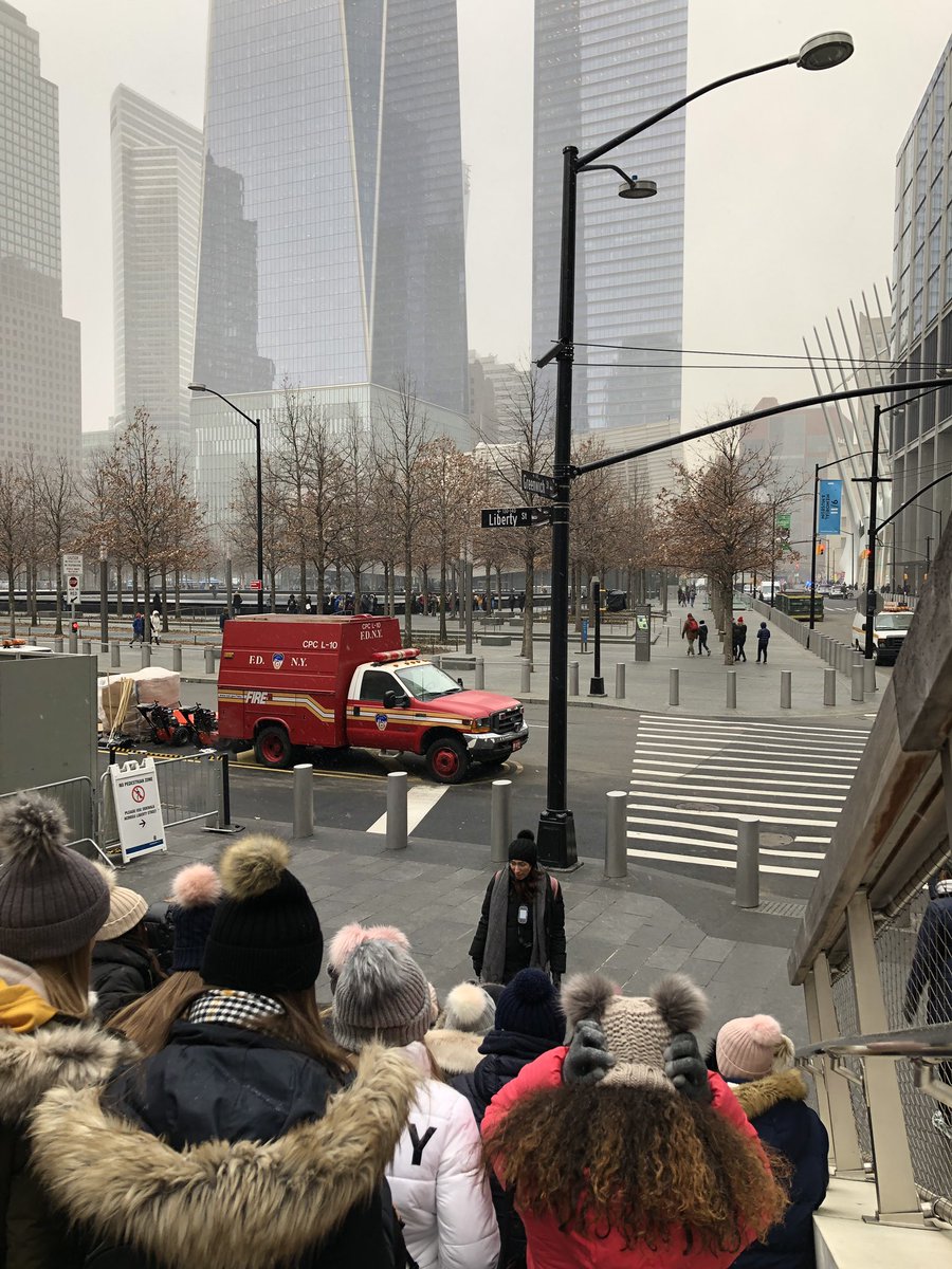EccoDrama's tweet photo. 9/11 Memorial 🇺🇸 https://t.co/Dj9ekh7Qd2