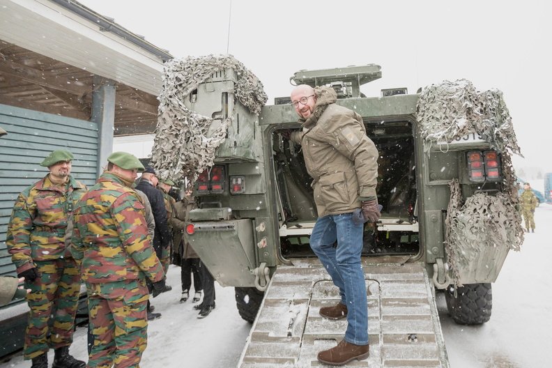 MoD_Estonia's tweet photo. Happy to have #Allies like #Belgium and host the #Belgian Prime Minister @CharlesMichel in #Estonia to meet the soldiers of Chasseurs ardennais serving with the @NATO #eFP BG in Tapa. #WeAreAllies #BGEST @BelgiumDefence @Belgian_Army @BelgiumNATO https://t.co/TK4Ikgoi0P