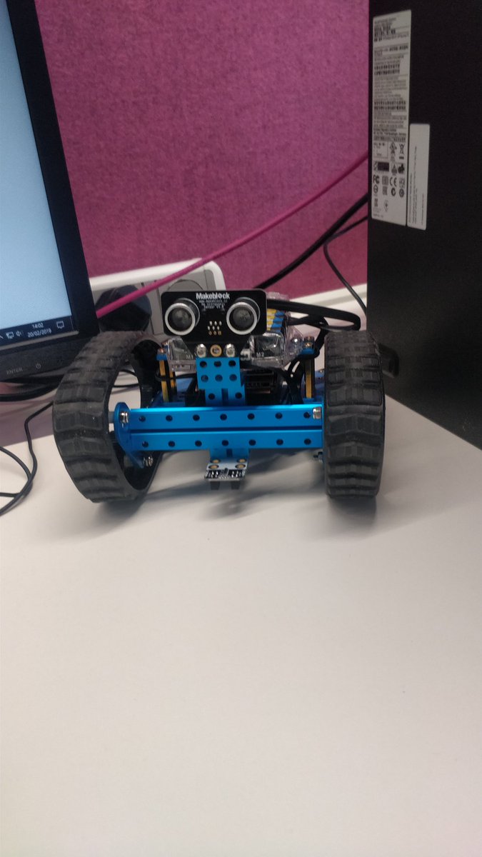 BSELBrunel's tweet image. Todays cafe technoloquie saw the team building and testing out new robots for our undergraduates. @BrunelCompSci #robots #teaching #teachingProgramming #coding