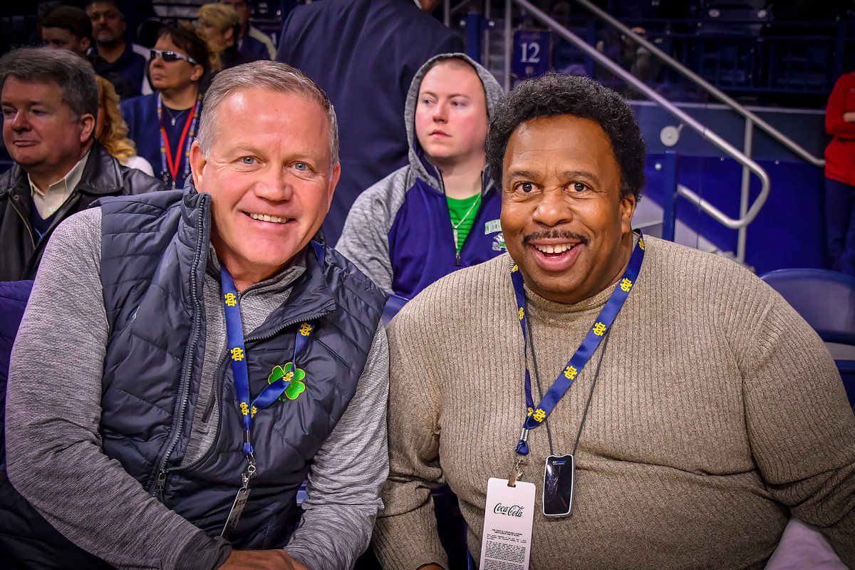 CoachBrianKelly's tweet photo. Bears. Beets. Battlestar Galactica. Great to meet you, Leslie. 
#GoIrish https://t.co/7QsZryLeoG
