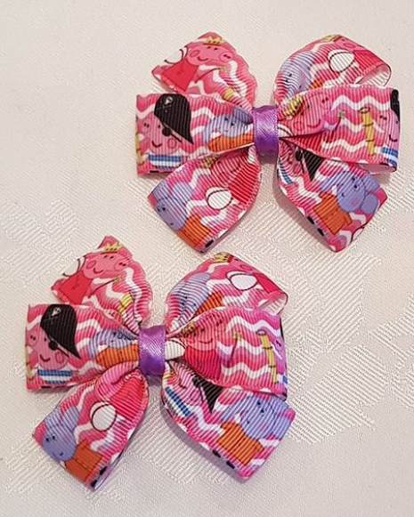 AnnaKorsStore's tweet photo. Hair bow clips.
#hairbow #handmade #handmadebows #hairbow #hairclip #hairaccessories #bowsofinstagram #bows #bow #ariel #sofia #peppapig #arielthemermaid #arielbows #peppapigbows #sofiabows #hairbowforgirls #jewelry
Image credit: @its_all_about_the_bow_gb (Instagram) https://t.co/I2uzh3jBGL