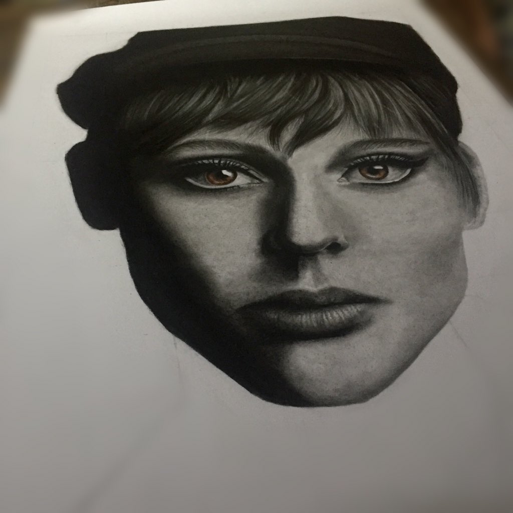 simplyonyi's tweet photo. Keep your face to the sunshine and you cannot see a shadow ☀️✨
Work in progress shot 💥
Kindly RT
#draw #drawing #art #arts #artist #pencilartist #artsdaily #dailyarts #worldofpencils #hyperrealism #realism #realisticart #artcollective #graphite #charcoal https://t.co/F7lky24Enu