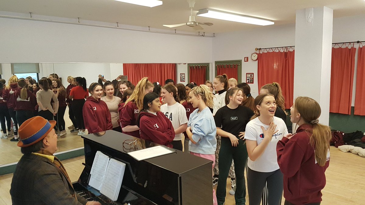 NGHSDRAM's tweet photo. #ripleygrierstudios #musicalworkshop #meangirls #performingarts #singing #dancing @NGHSDRAM @NottmGirlsHigh https://t.co/99hw8T6DAk