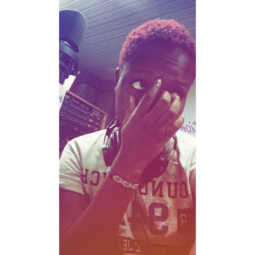 officialtohbie's tweet image. It&apos;s that time of the night with Your all time fave on radio 😊😋 #VibesMachine #Tunein @ifm1005ib