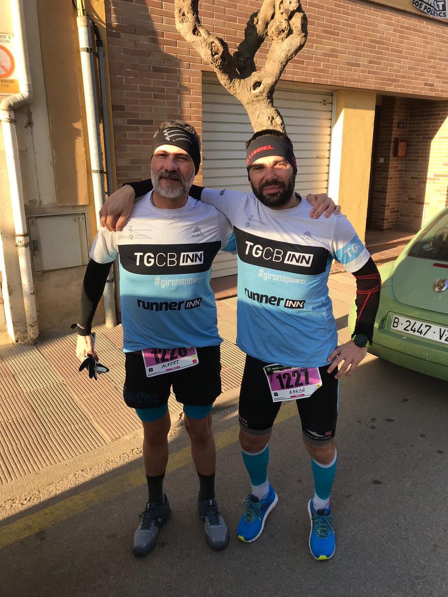 TGCBINN's tweet photo. Les Vies Verdes es van omplir de corredors del TGCBINN en totes les distàncies. Molt bones marques i molts objectius personals assolits. 
Aplaudir l’Edu de Quintana a la Mitja on va quedar 4t de la general i primer de la seva categoria. #orgullTGCBINN https://t.co/YXY0zOblfp