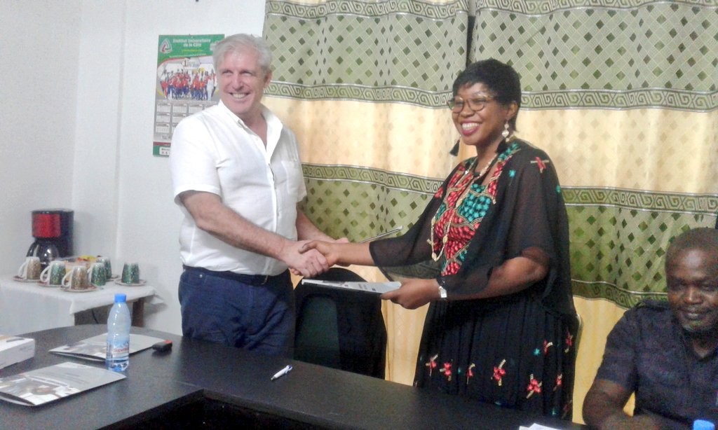 iucdouala's tweet photo. [ Exécutive Master of Engineering en "Blended Learning" à l'IUC ]

@iucdouala représenté par Dr CHOUKEM Claire a paraphé ce jour deux nouvelles conventions de partenariats pour le lancement de EME : 
   •● La première avec la société #PIGI; 
   •● La seconde avec le #CFPAC. https://t.co/6yYxox5kcQ