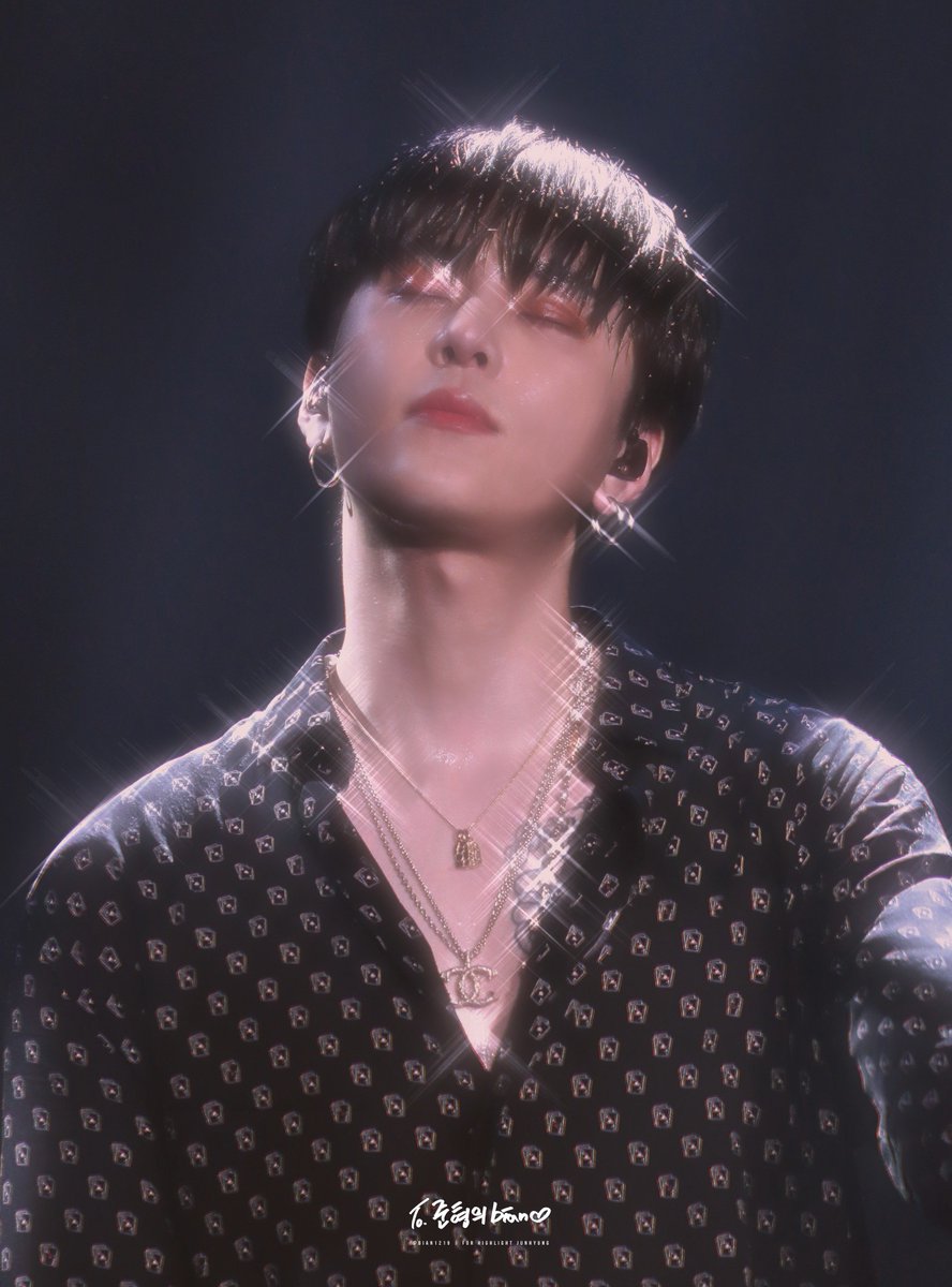 bian1219's tweet photo. #용준형 190202 'goodbye 20's'
✨
https://t.co/bG7DowyKdt https://t.co/op2JD1bIoX