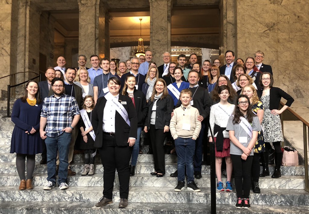 StevenSchultzAF's tweet photo. Starting the day off the day with a group picture!! #SupportPatientAccess #SupportHB1879 https://t.co/hebpytMqcq