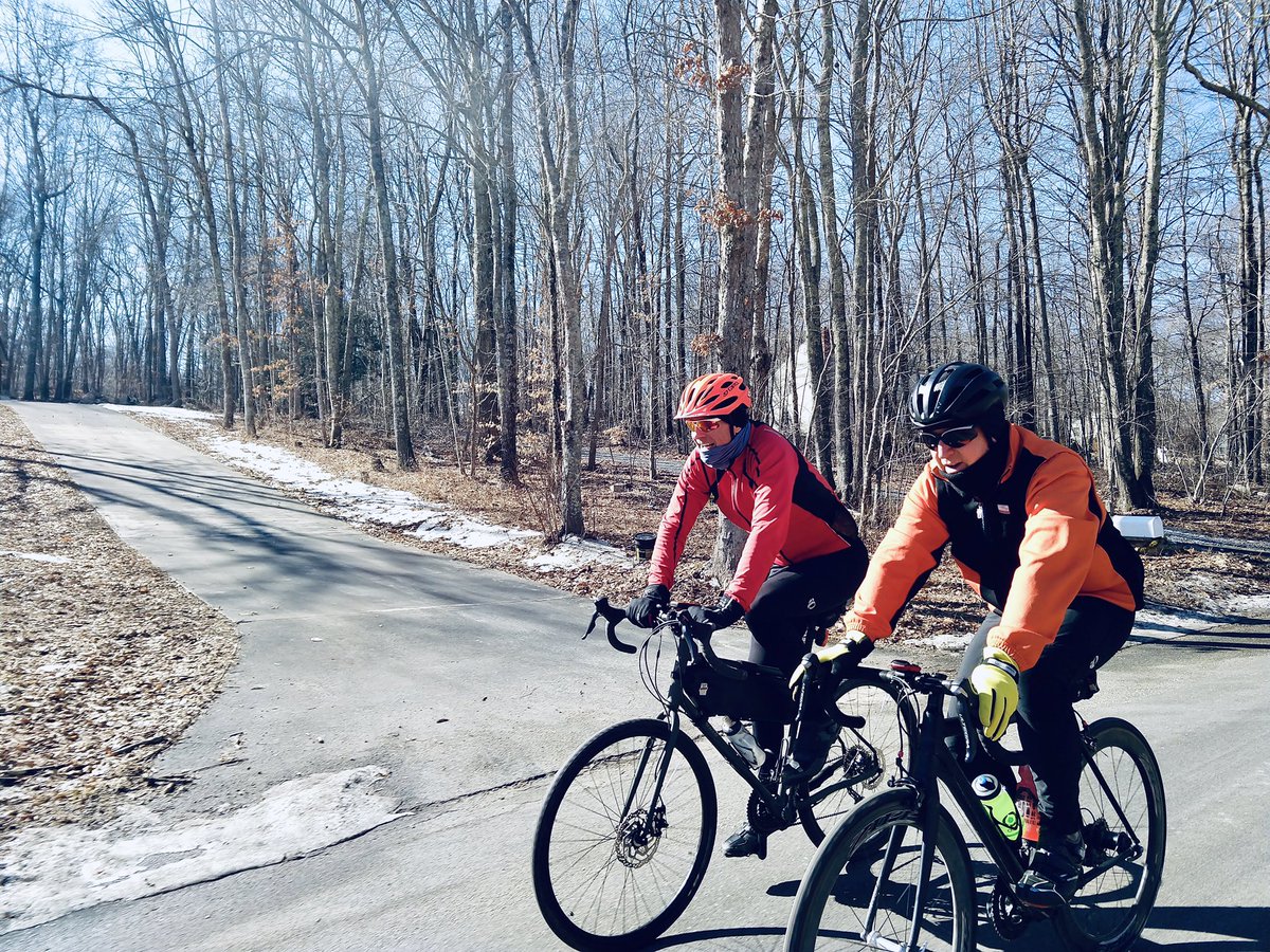 82brews's tweet photo. On the way to @Noblejaybrew #ctcraftbeer #ctbreweries #ctbrews #beerlovers #beerlover #ctbeer #ctbrewersguild #drinklocal #cycling #ctcycling #ridelocal #82brews #dogsandbrews #beer #ctbeercouple #beercouple #craftnotcrap https://t.co/quZiBTwyRT